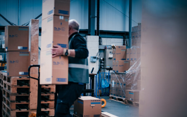 Life Couriers - Healthcare Logistics